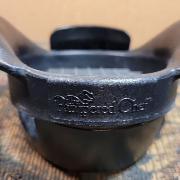 Retired Pampered Chef French Fry Cutter - Picture 4 of 4